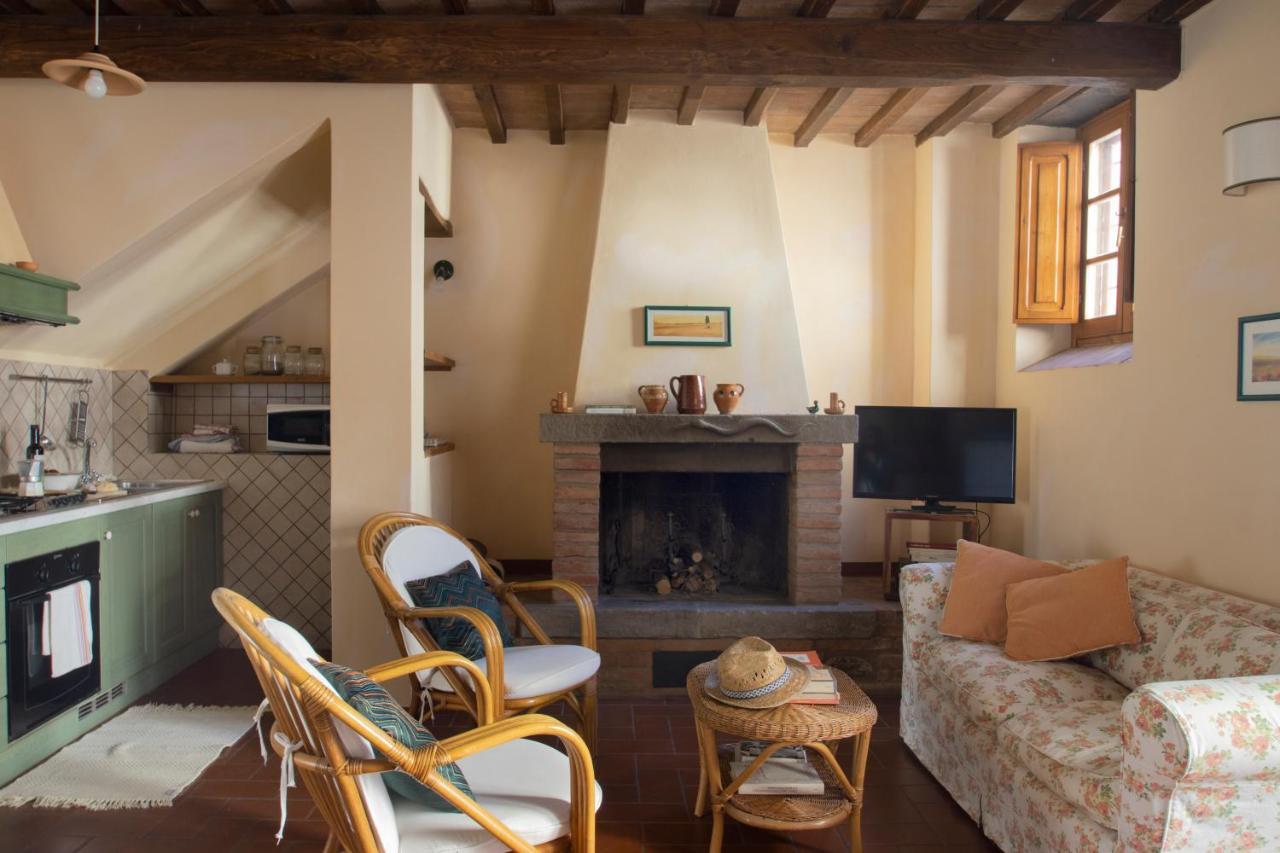 La Fattoria Del Rio Di Sopra - Agriturismo Baldeschi Tuoro sul Trasimeno Exterior photo