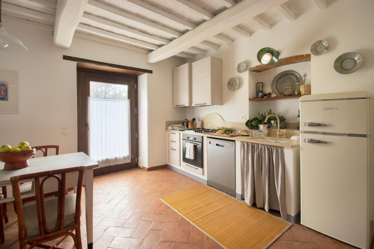 La Fattoria Del Rio Di Sopra - Agriturismo Baldeschi Tuoro sul Trasimeno Exterior photo